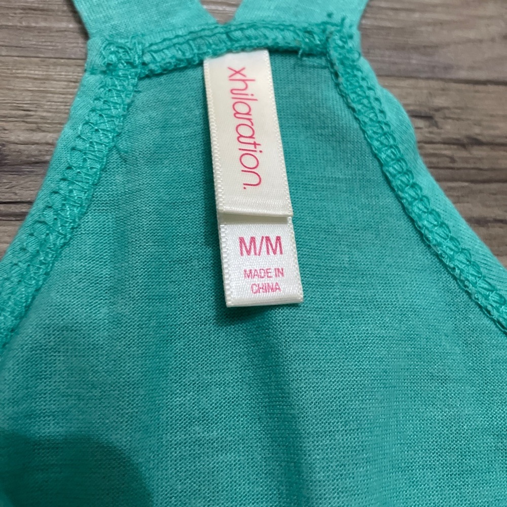 Laced Racerback Tank Top - Picture 4 of 6
